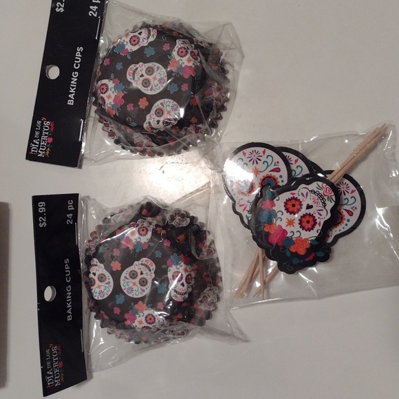 Holiday Baking Set Halloween and Christmas - Picture 6 of 11